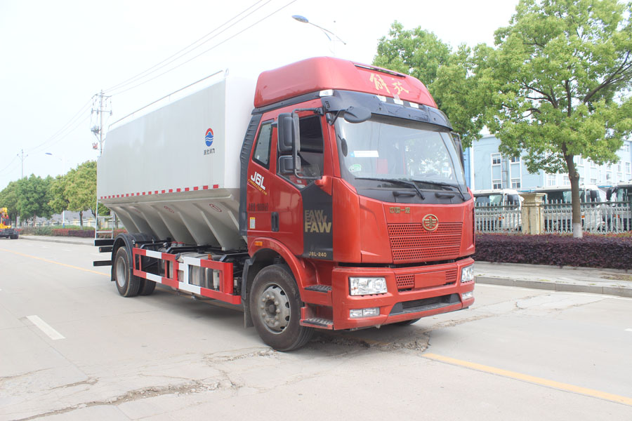 潤(rùn)知星牌SCS5184ZSLCA6型散裝飼料運(yùn)輸車